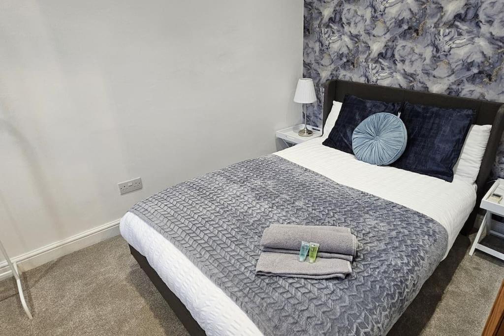 Villa The Hive 4 Bed House Pool Table Air-Con Maidstone Exterior foto